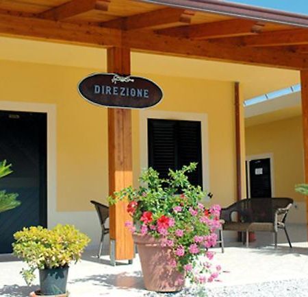 Residenza Marinella Aparthotel Zambrone Εξωτερικό φωτογραφία