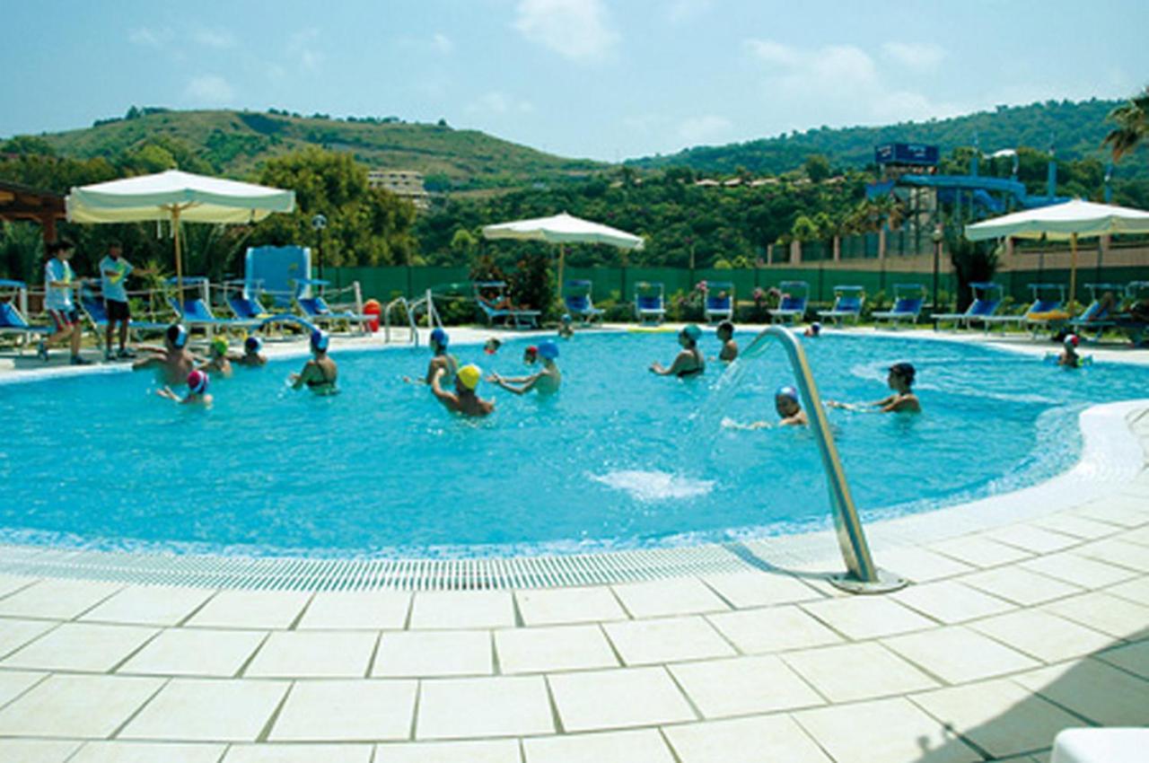 Residenza Marinella Aparthotel Zambrone Εξωτερικό φωτογραφία