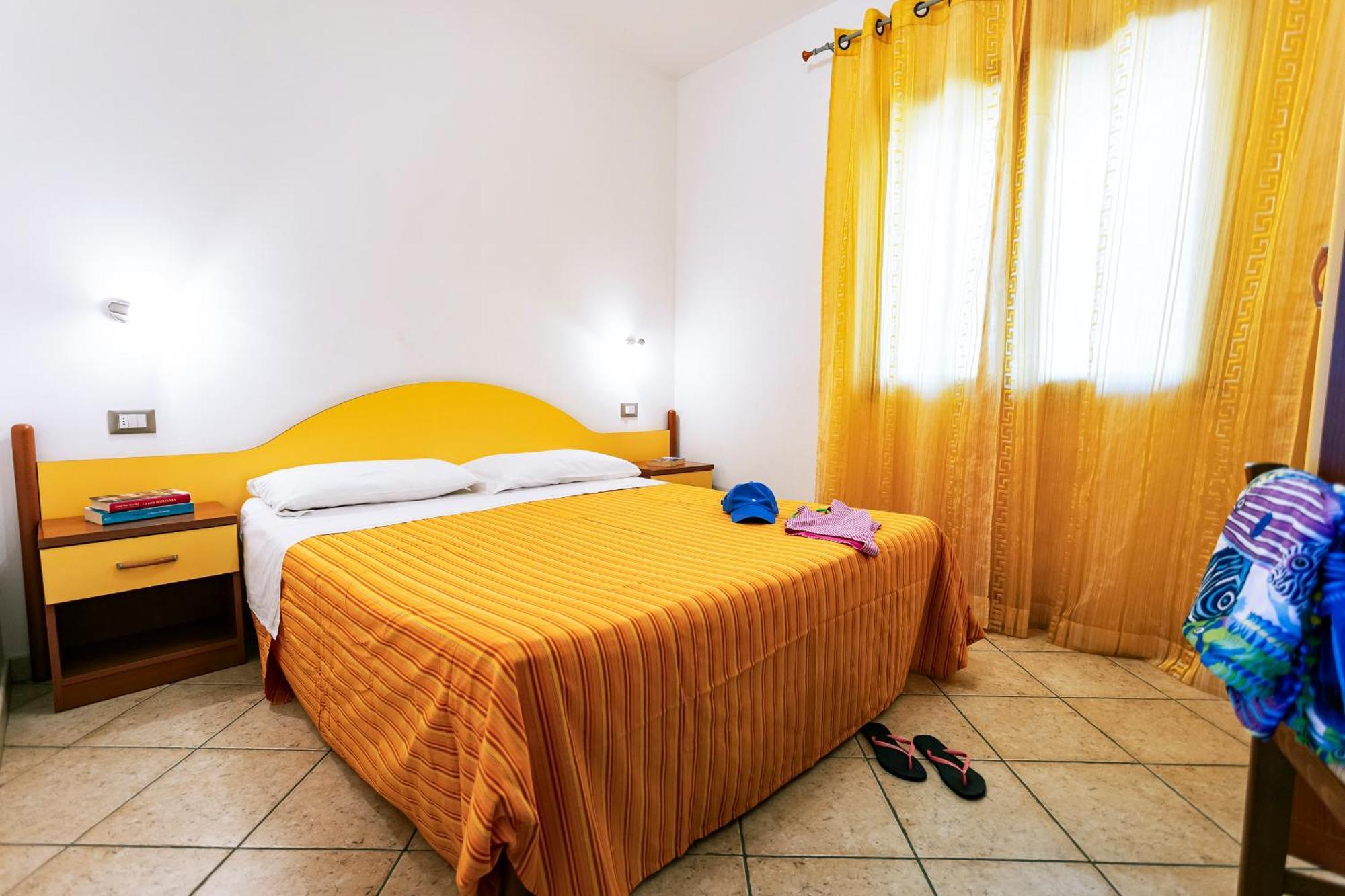 Residenza Marinella Aparthotel Zambrone Εξωτερικό φωτογραφία