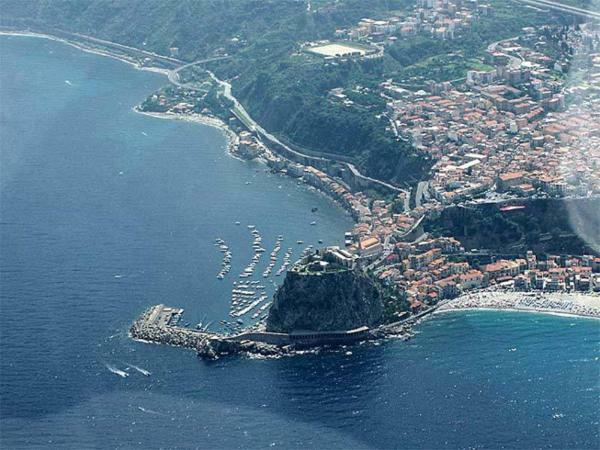 Residenza Marinella Aparthotel Zambrone Εξωτερικό φωτογραφία