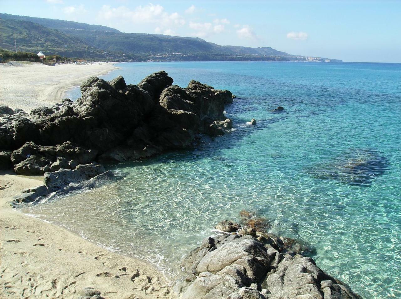 Residenza Marinella Aparthotel Zambrone Εξωτερικό φωτογραφία